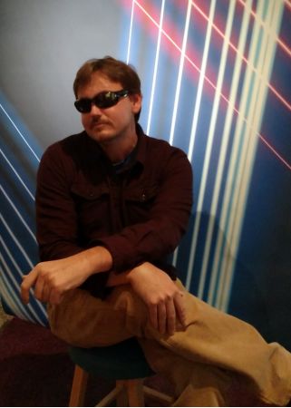 SW Hammond laser background ugly photo.